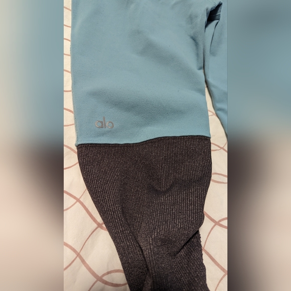 Alo leggings - Picture 3 of 4